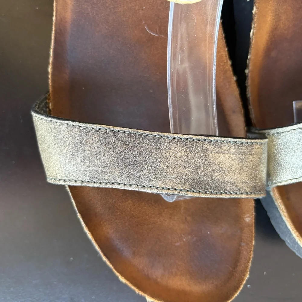 Naot Marissa Wedge Comfort Sandals Burnished Metallic Medallions Size EU 41